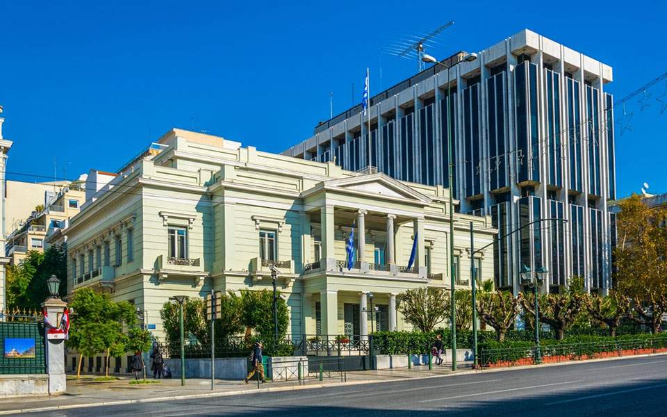 Διάβημα διαμαρτυρίας για το θάνατο του ομογενή – Στο ΥΠΕΞ η Αλβανίδα Πρέσβης – Η ΕΛ.ΑΣ θα συμμετάσχει στις έρευνες