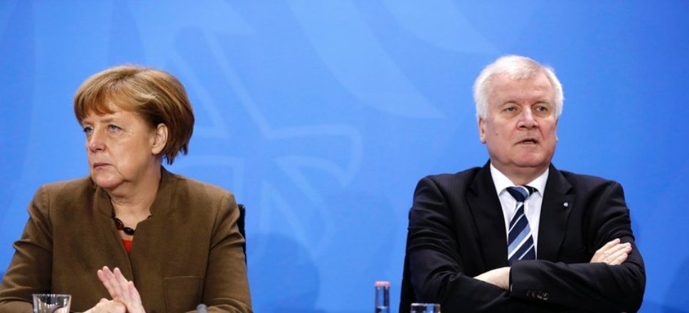Τα επόμενα βήματα της Μέρκελ μετά τη… Βαυαρία – “Ευκαιρία να ξεφορτωθεί τον Ζεεχόφερ”