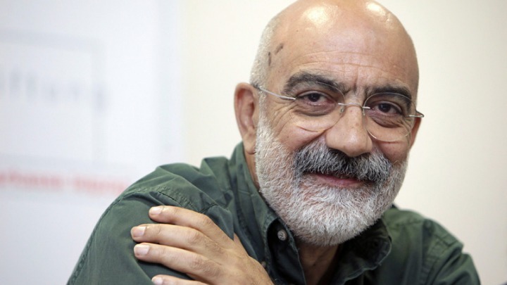 Τουρκία: Δικαστήριο επικύρωσε τη ισόβια κάθειρξη για τον δημοσιογράφο Αχμέτ Αλτάν!