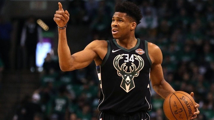 NBA: Κορυφαίος διεθνής παίκτης ο Αντετοκούνμπο