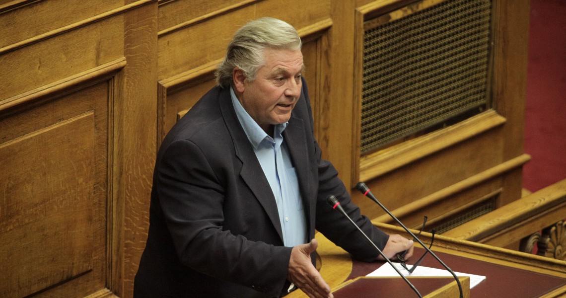 Παπαχριστόπουλος: Θα ψηφίσω τη συμφωνία των Πρεσπών και θα παραδώσω την έδρα μου (Βίντεο)
