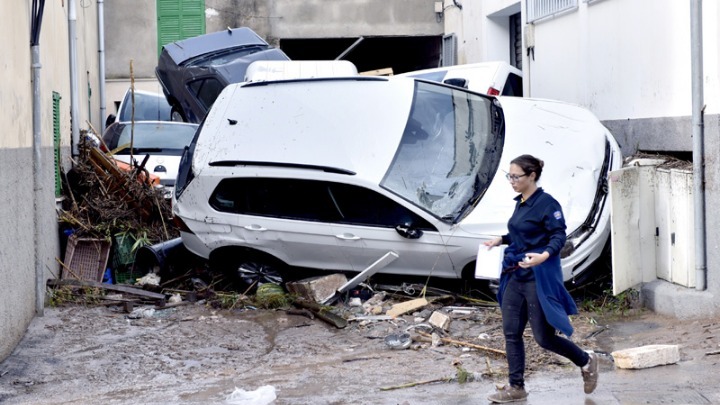 Ισπανία: Τουλάχιστον 10 νεκροί και ένα αγνοούμενο παιδί από τις σαρωτικές πλημμύρες