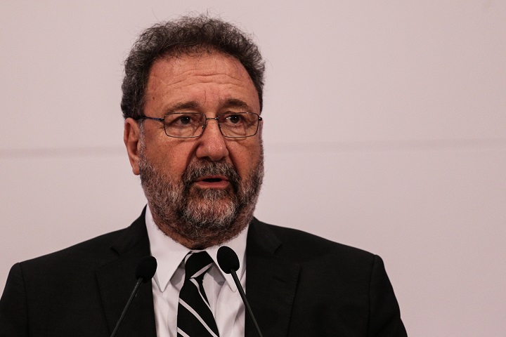 Πιτσιόρλας: Δεν θα μειωθούν οι συντάξεις – Τι είπε για τις επενδύσεις, το Ελληνικό και τα ναυπηγεία Ελευσίνας