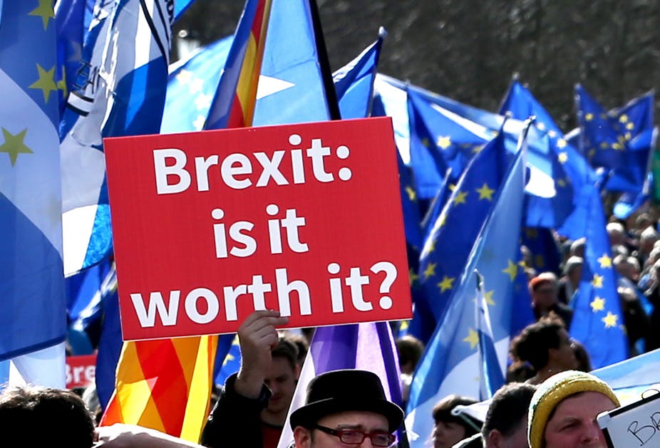 Ο “εφιάλτης” ενός άτακτου Brexit είναι ακόμη ορατός για Βρετανία και ΕΕ