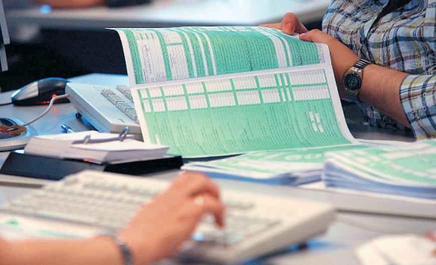 Ανατροπή: Χωριστές φορολογικές δηλώσεις από συζύγους – Υπέρ και κατά