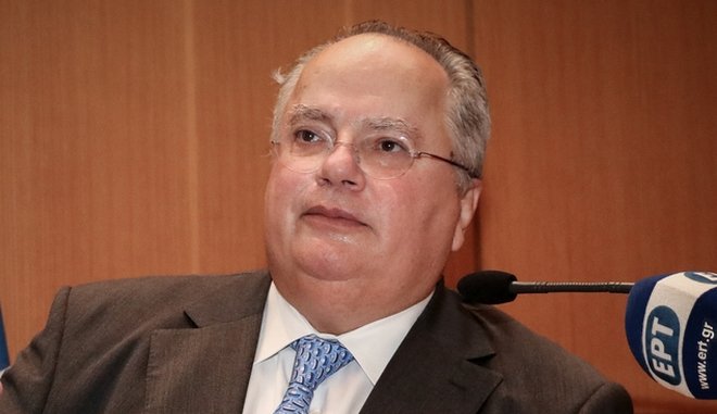 Σχέδιο για τη Συνταγματική Αναθεώρηση καταθέτει η κίνηση “Πράττω” του Νίκου Κοτζιά