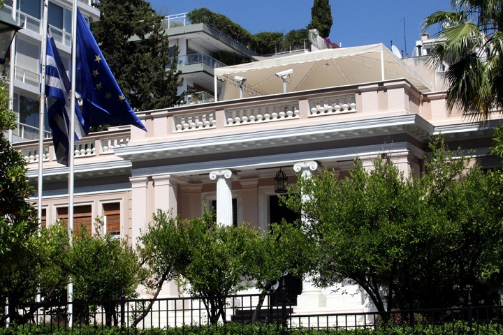 Μαξίμου: Πρωτοφανής, άδικη και ανόσια η επίθεση της ΝΔ στον Αρχιεπίσκοπο