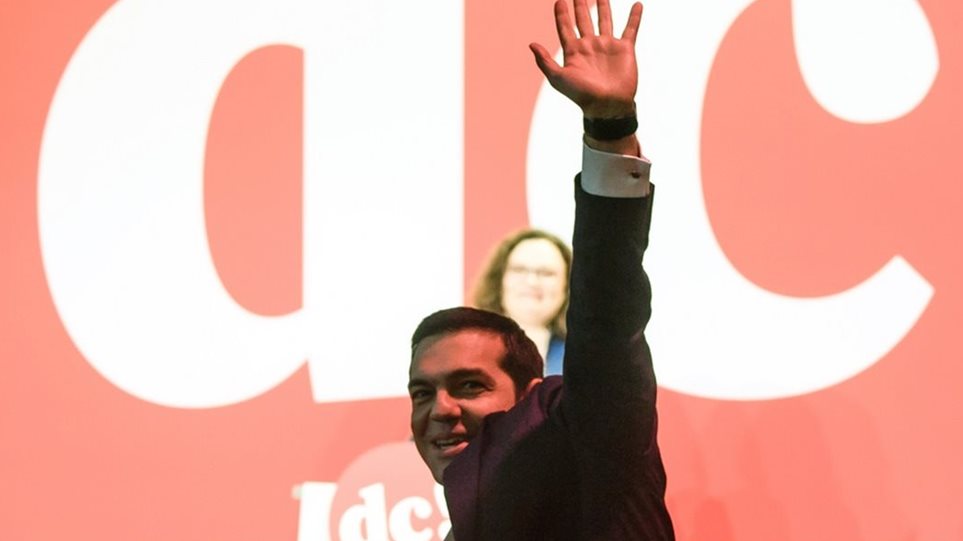 Σοσιαλδημοκρατία εναντίον Δεξιάς: Η μάχη Τσίπρα- Μητσοτάκη αποκτά πανευρωπαϊκό ενδιαφέρον