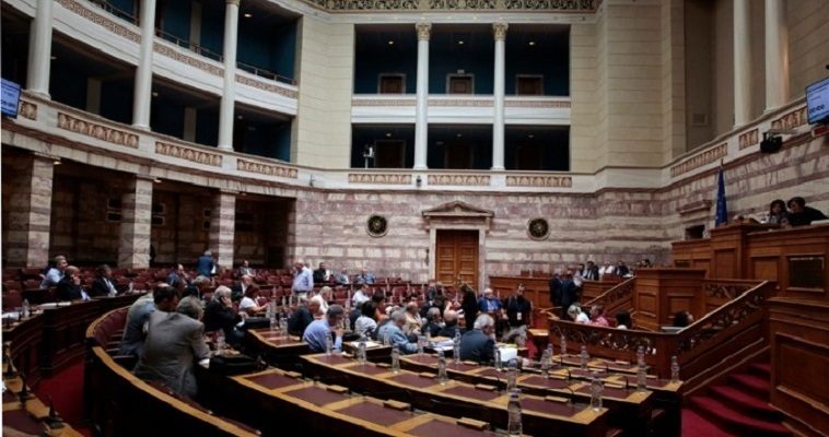 Επεισόδιο στη Βουλή με τη Χ.Α για το θάνατο Κατσίφα