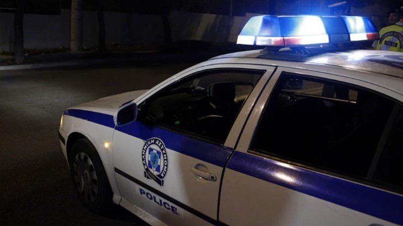 Ληστεία με πυροβολισμούς σε σούπερ μάρκετ στα Βριλήσσια – Τραυματίστηκε ο ένας δράστης, συνελήφθη ο άλλος