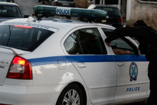 Επίθεση αγνώστων σε περιπολικό της ΕΛ.ΑΣ. στον Άγιο Παντελεήμονα Αχαρνών