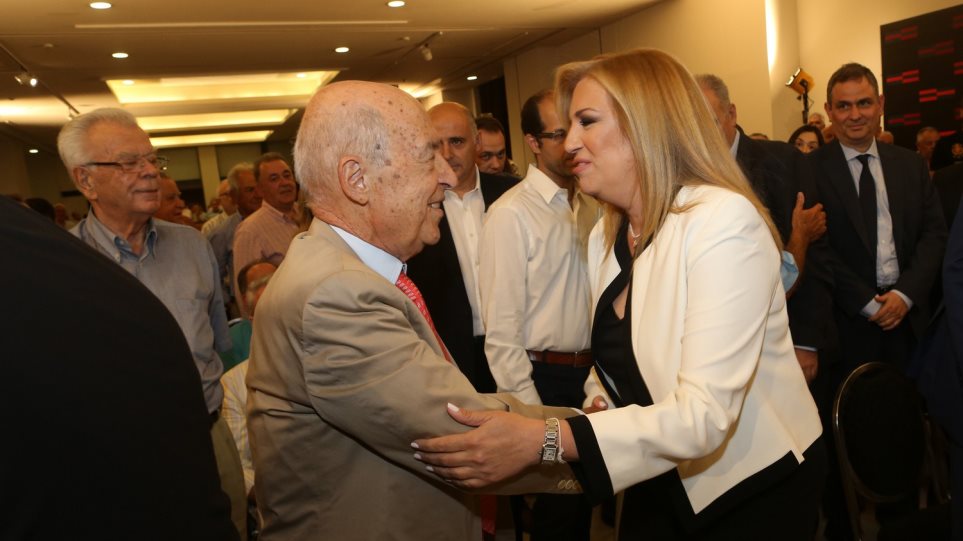 Γεννηματά με Σημίτη: Θα μείνουν με τη “λάσπη” στα χέρια – Θα μας βρουν μπροστά τους