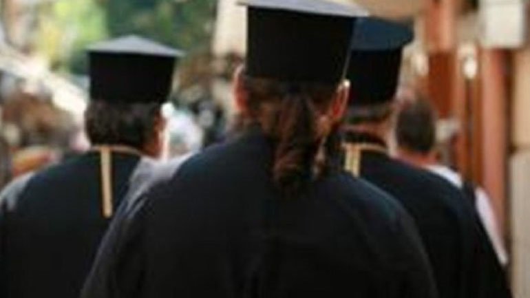 Σε Μητσοτάκη και Γεννηματά οι ιερείς για τη συμφωνία Τσίπρα – Ιερώνυμου