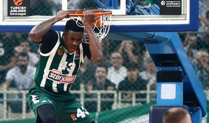 Με Λεκαβίτσιους και Αντετοκούμπο σε μεγάλα κέφια, ο ΠΑΟ μεγάλος νικητής στο ντέρμπι των αιωνίων της Ευρωλίγκας