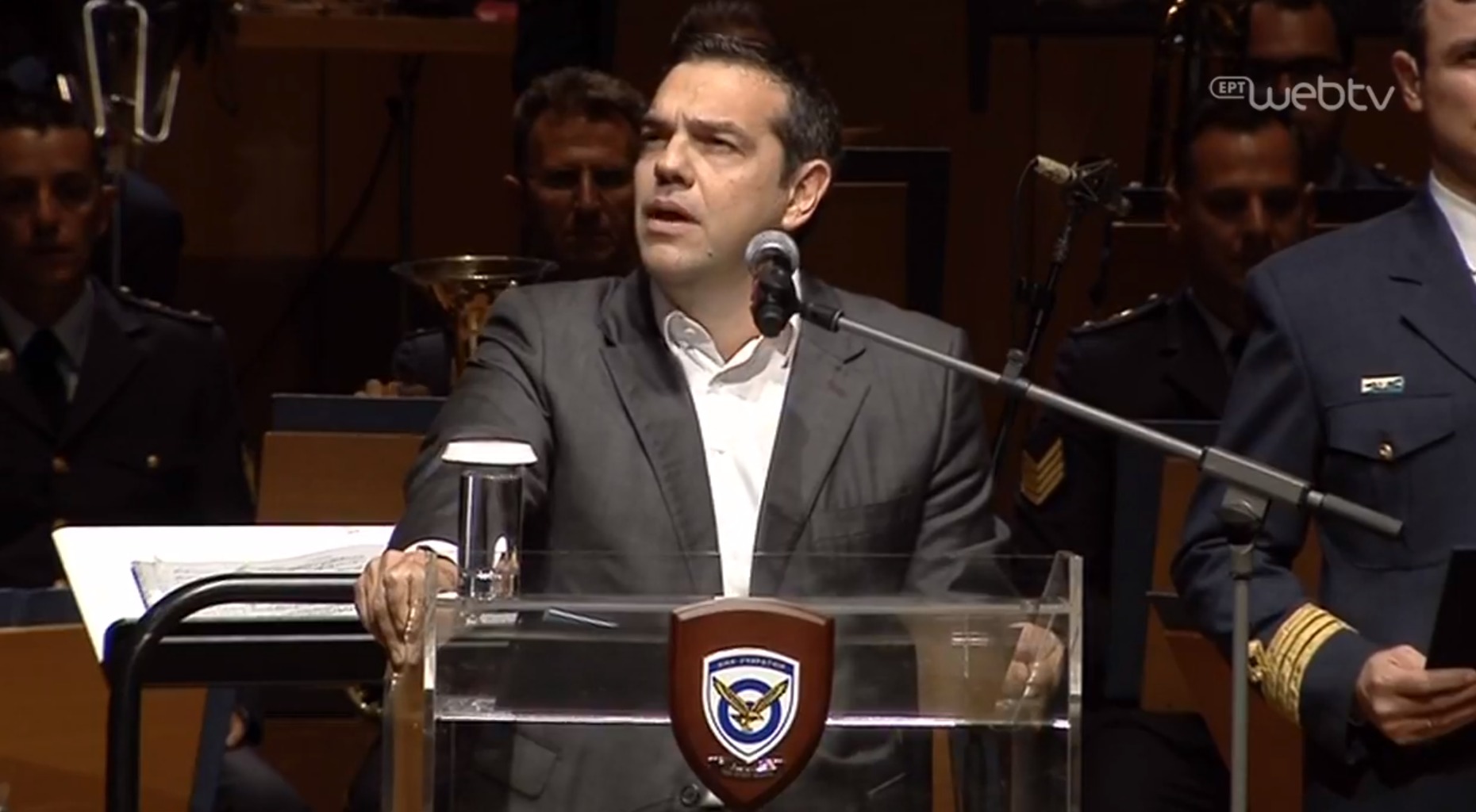 Τσίπρας: ‘Αμεσα τα αναδρομικά 820 εκατ. ευρώ στους ενστόλους (video)