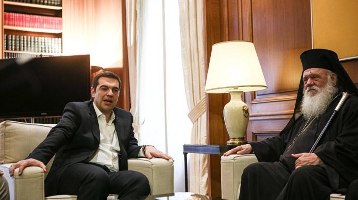 Σε εξέλιξη η συνάντηση Τσίπρα – Ιερώνυμου στο Μέγαρο Μαξίμου