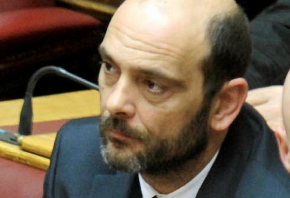 Σεξιστική επίθεση από τον Φωτήλα κατά της Αχτσιόγλου – ΣΥΡΙΖΑ: Να λάβει μέτρα ο κ. Μητσοτάκης για την άθλια προσωπική επίθεση (video)