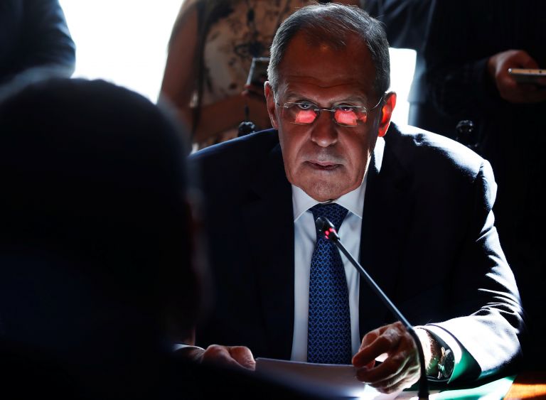 Παρέμβαση Μόσχας για Πρέσπες: Εγκαλεί την κυβέρνηση ότι “αγνοεί τις αντιδράσεις των πολιτών”