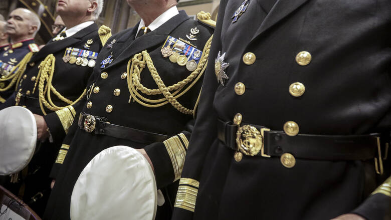 Έκτακτες κρίσεις στις Ένοπλες Δυνάμεις – Ποιοι αποστρατεύονται- Για “γιάφκα” μιλά ο Καμμένος