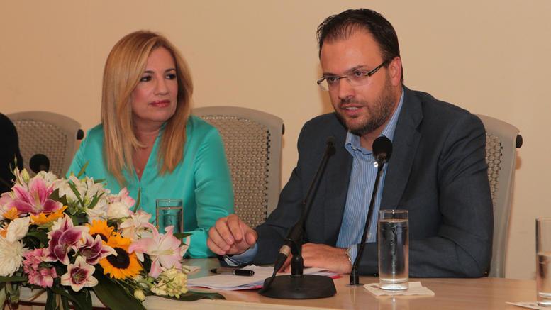 Διέγραψε τον Θανάση Θεοχαρόπουλο η Φώφη Γεννηματά- Έκτακτο συνέδριο στο ΚΙΝ.ΑΛ