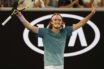 Australian open: Το μεγάλο “όπλο” του Τσιτσιπά και οι ξέφρενοι πανηγυρισμοί των Ελλήνων (vid)