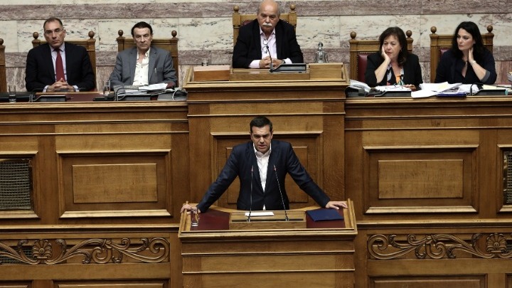 Τσίπρας: Απειλές και εκβιασμοί δεν θα τρομοκρατήσουν τους βουλευτές
