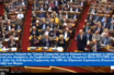 Βουλή: Ο Δένδιας χειροκροτήθηκε και από τον ΣΥΡΙΖΑ για το αντιναζιστικό μήνυμα στον Κασιδιάρη (vid)