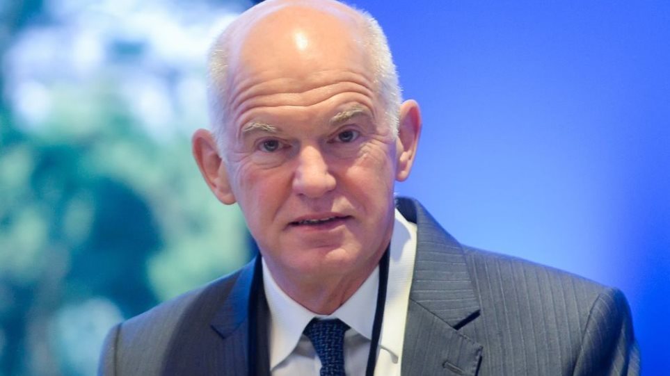 Με… μουσάκι το νέο look του Γιώργου Παπανδρέου (εικόνες)