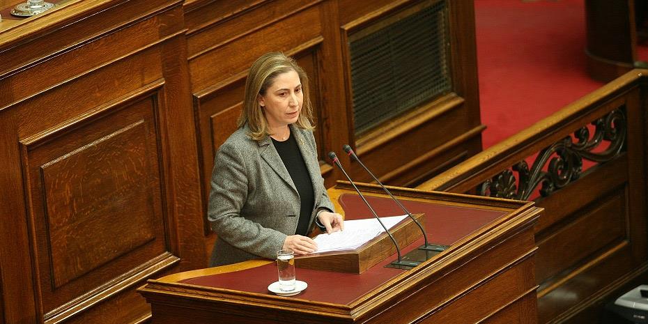Ξενογιαννακοπούλου: Εμείς μιλάμε για το αναγκαίο κράτος σε μία σύγχρονη, δημοκρατική, ευρωπαϊκή χώρα