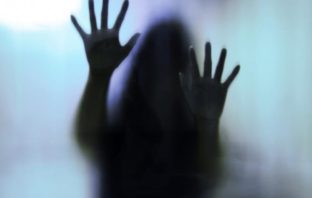 Οι διαφορετικές μορφές βίας μέσα στην οικογένεια και οι διαστάσεις που έχουν λάβει το τελευταίο διάστημα