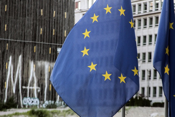 Τηλεδιάσκεψη με τους Θεσμούς για το ν/σ προστασίας της πρώτης κατοικίας