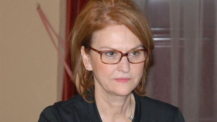 Ο… “συνωστισμός” έσπρωξε εκτός Ευρωψηφοδελτίου τη Ρεπούση