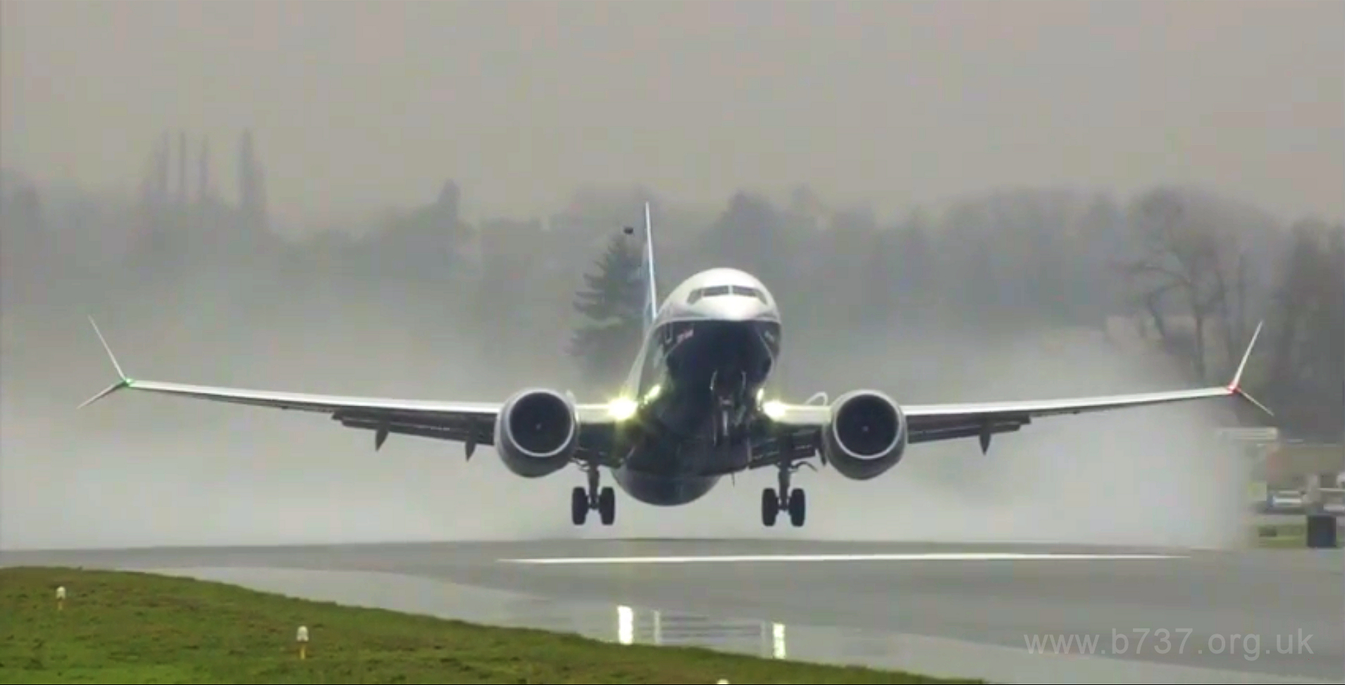 Αναστέλλονται και στην Ελλάδα οι πτήσεις Boeing 737 Μax 8 και 9 μετά το δυστύχημα στην Αιθιοπία
