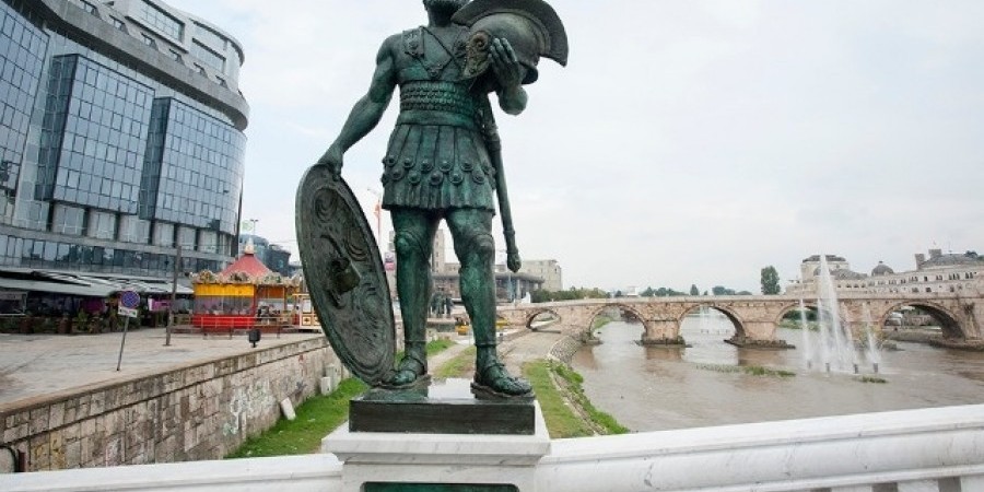 Διαψεύδει η κυβέρνηση Ζάεφ τα περί ανταλλαγής αγαλμάτων