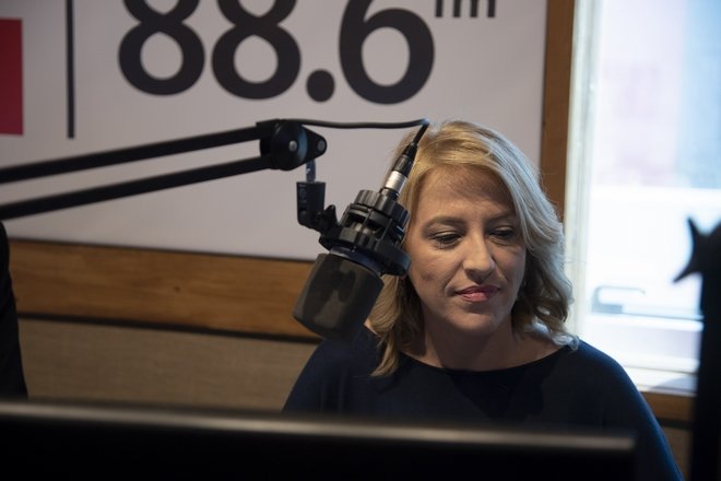 Ρένα Δούρου: Καλώ σε ντιμπέιτ Πατούλη και Σγουρό – Τι είπε για την τραγωδία στο Μάτι (vid)