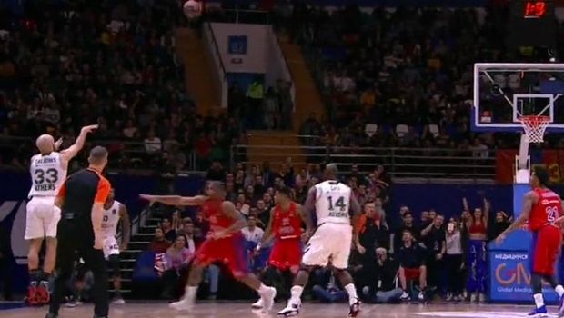 Euroleague: Το επικό τρίποντο του Νικ Καλάθη που χάρισε το διπλό στον Παναθηναϊκό κόντρα στην ΤΣΣΚΑ (vid)