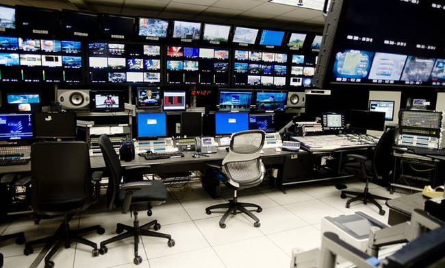 “Σφαγή” στην prime time των καναλιών μετά την επιστροφή Λαζόπουλου – Τι νούμερα έκανε το Αλ Τσαντίρι