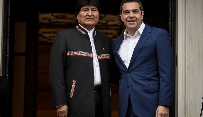 Πρόσκληση Μοράλες σε Τσίπρα να επισκεφθεί τη Βολιβία (vid)