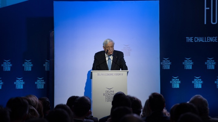 ΠτΔ: Γεμάτη αντιφάσεις η σχέση του σύγχρονου ανθρώπου με την τεχνολογία και τα επιτεύγματά της