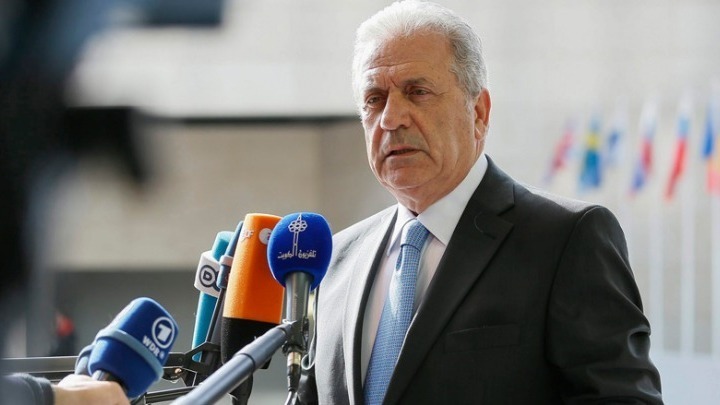 Αβραμόπουλος: Η Ε.Ε έχει διασώσει 730.000 πρόσφυγες στη Μεσόγειο