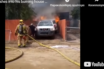 VIRAL VIDEO: Άνδρας μπαίνει στο φλεγόμενο σπίτι για να σώσει το σκύλο του – Άναυδοι οι πυροσβέστες