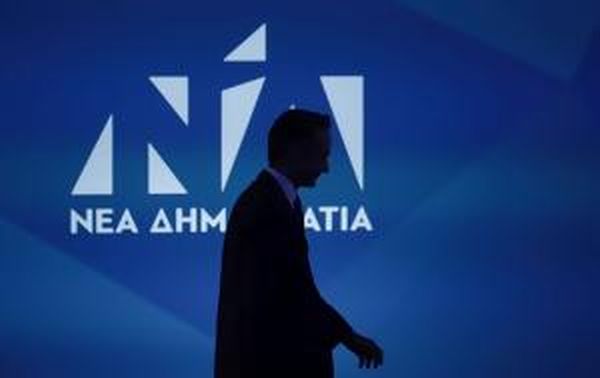 Η ΝΔ θέλει να εκμεταλλευτεί προεκλογικά τη φωτιά στο Μάτι αλλά η τραγωδία δεν την αφήνει