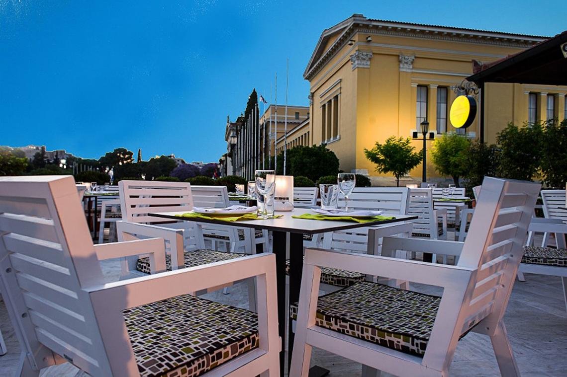 Η “Αίγλη” έσπασε το συμβόλαιο, μετά το σάλο, και η Χ.Α. δεν θα κάνει εκδήλωση στο Ζάππειο