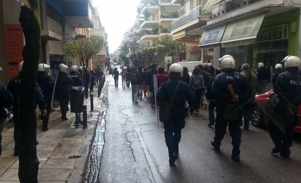 Αγρίνιο: Πολύ σοβαρά επεισόδια μεταξύ οπαδών του Παναιτωλικού και του ΠΑΟΚ – Τέσσερις προσαγωγές (εικόνες)