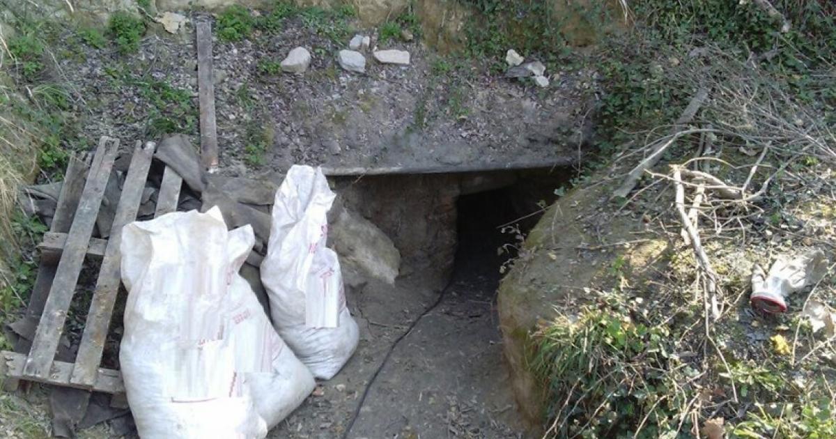Σέρρες: Αρχαιοκάπηλοι έκαναν… ανασκαφή κάτω από μοναστήρι – Έψαχναν για αρχαία (εικόνες)