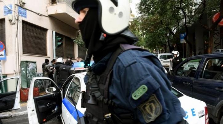 Έφοδοι της αστυνομίας σε συνδέσμους του Ολυμπιακού, του Παναθηναϊκού και της ΑΕΚ