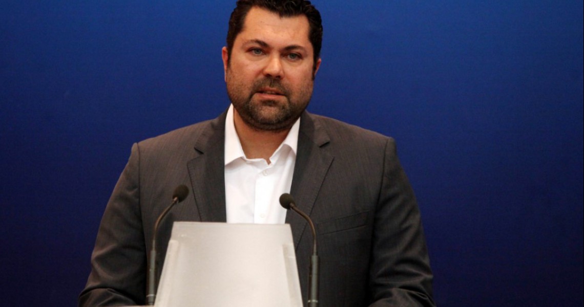 Κρέτσος: Ισχυρό μήνυμα στην παγκόσμια κινηματογραφική κοινότητα τα γυρίσματα της ταινίας στο Σύνταγμα (εικόνες)