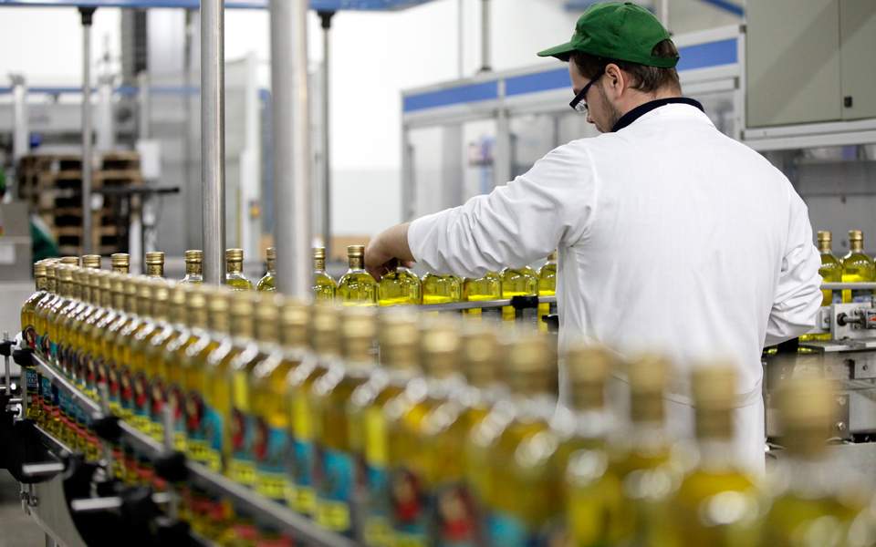 Σε υψηλό εννέα μηνών η ελληνική μεταποίηση για τον Φεβρουάριο του 2019