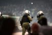 Κινδυνεύει να χάσει το μάτι του – Καταγγέλλει απρόκλητη αστυνομική βία, έξω από το ΟΑΚΑ