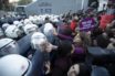 Τουρκία: Χρήση δακρυγόνων από την αστυνομία κατά πορείας γυναικών (εικόνες)